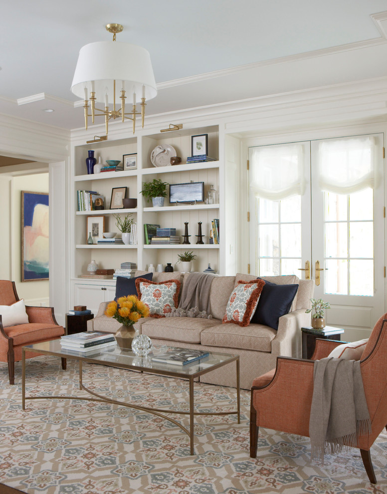 Design ideas for a traditional enclosed living room in New York.