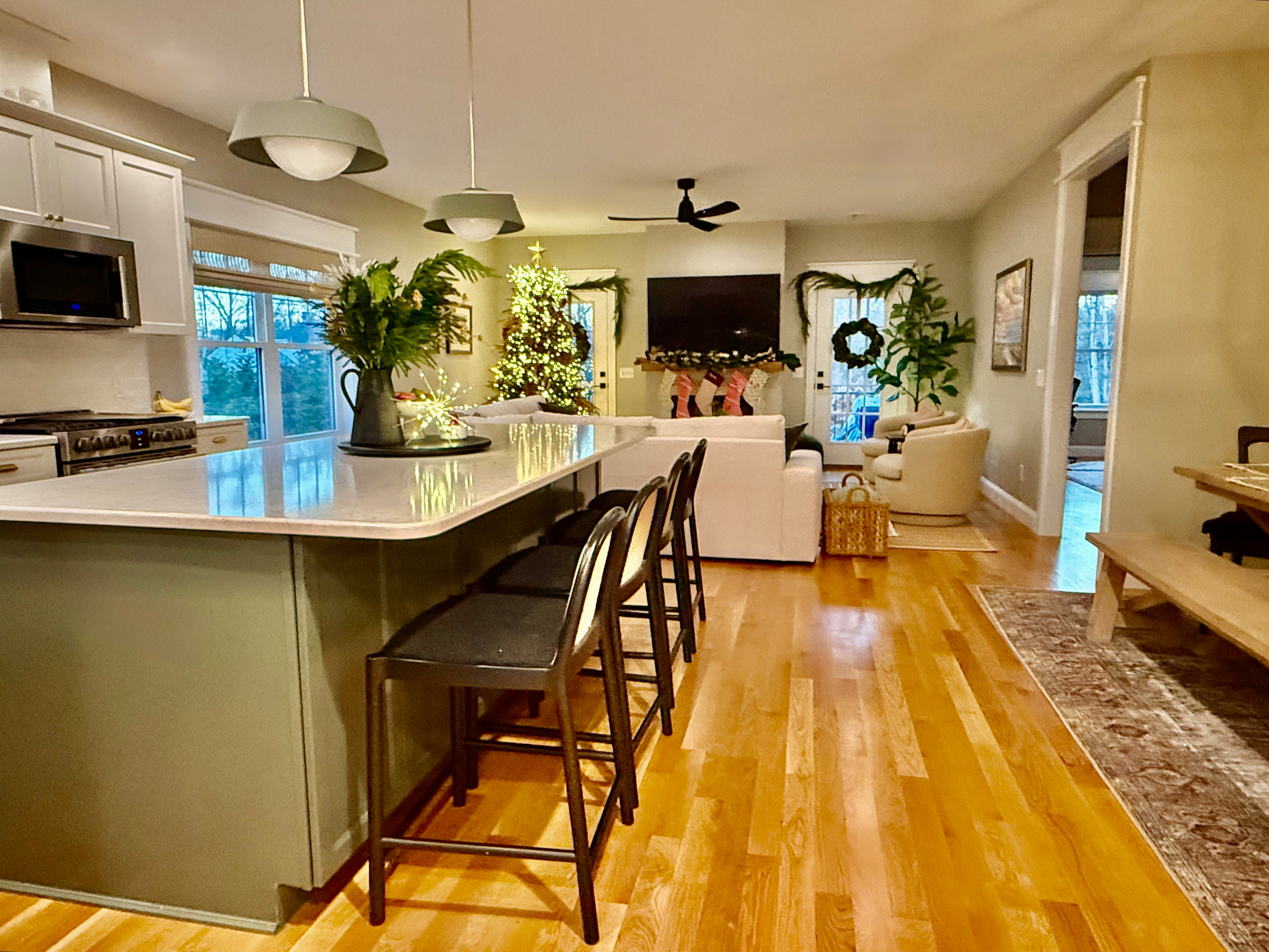 Winter Holiday Decor