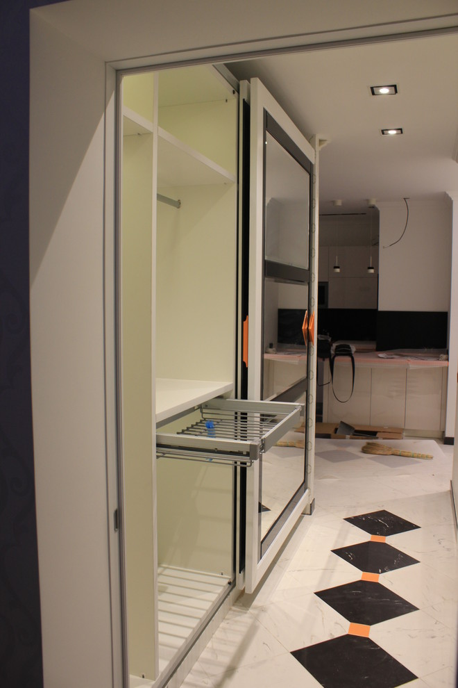 Производим мебель