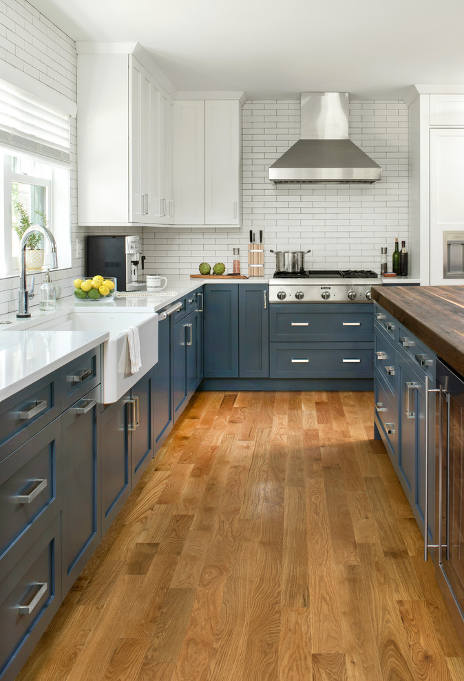Kitchen - transitional kitchen idea in Denver