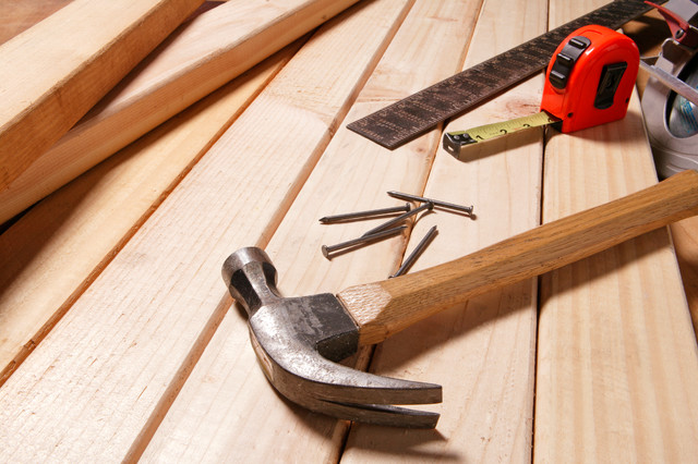 8 Basic carpentry tools everyone should have