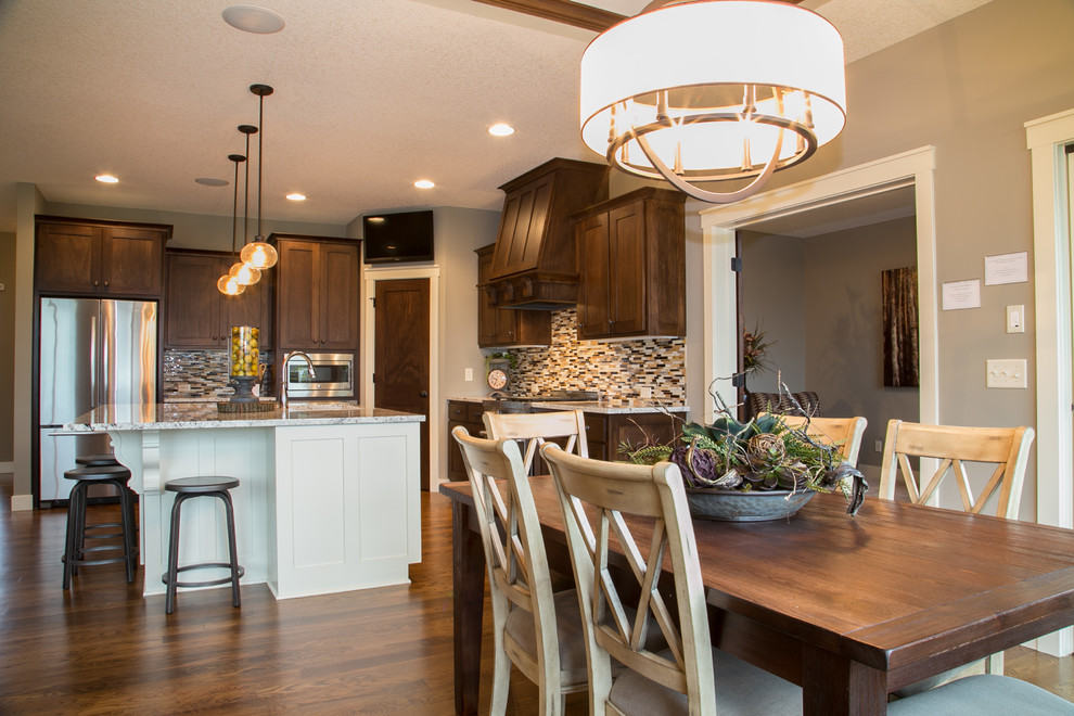 Home design - transitional home design idea in Minneapolis