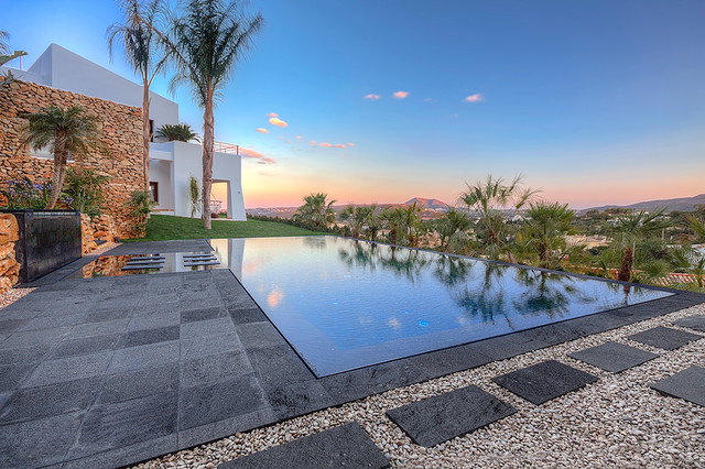 Mediterranean style medelhavsstil-pool
