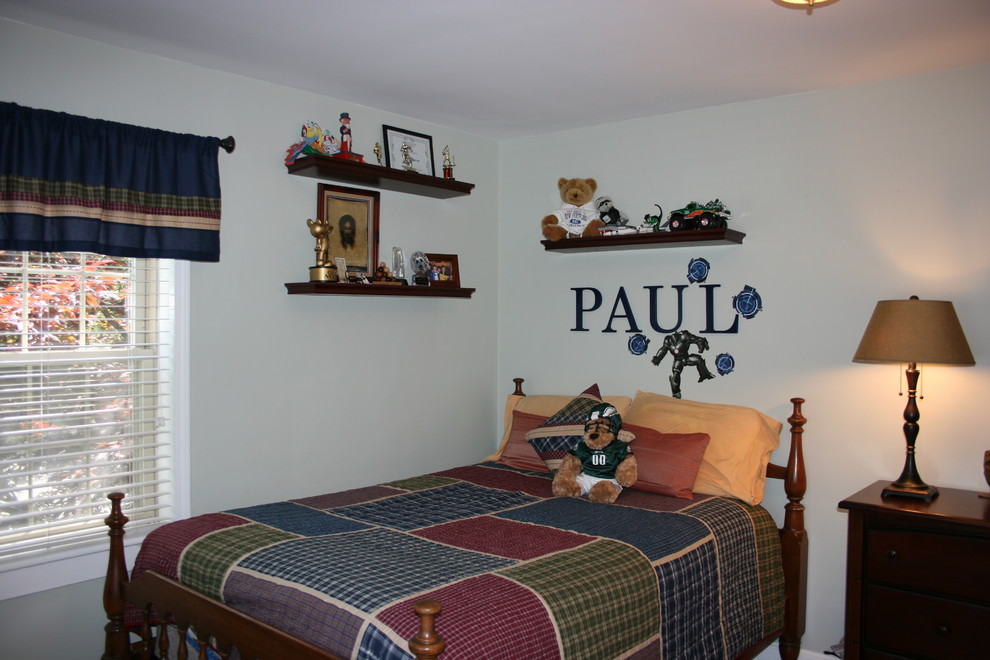 Traditional kids' room in New York for boys.