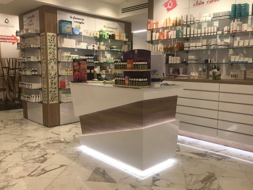 Farmacia Quisisana 80 mq