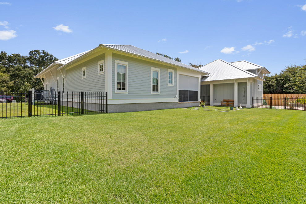 The Long Beach Cottage