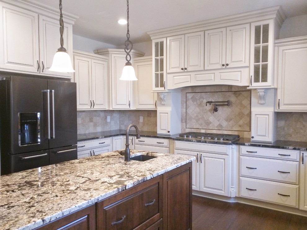 Inspiration for a transitional kitchen remodel in DC Metro