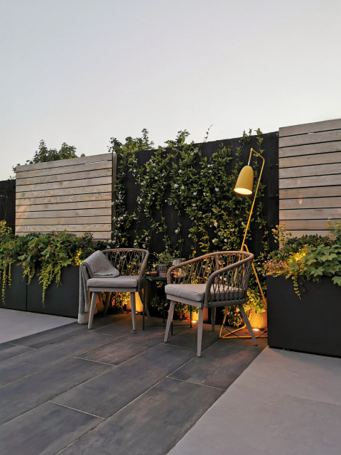 Seating Zone contemporary-garden