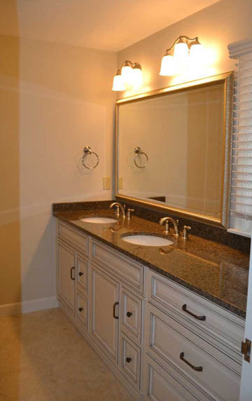 Photo of a transitional bathroom in Raleigh.
