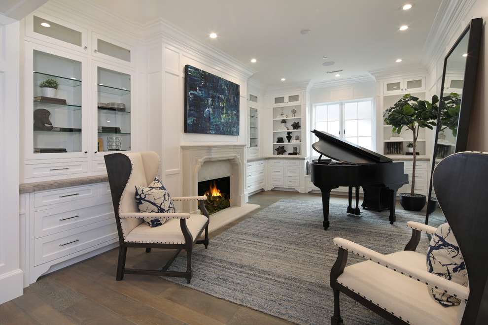 Inspiration for a transitional home design remodel in Orange County