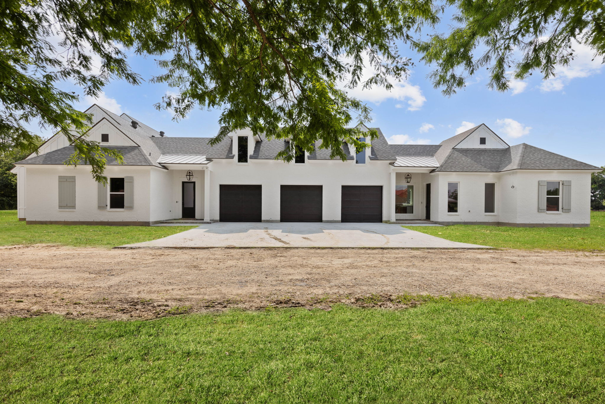 Andrepont Residence