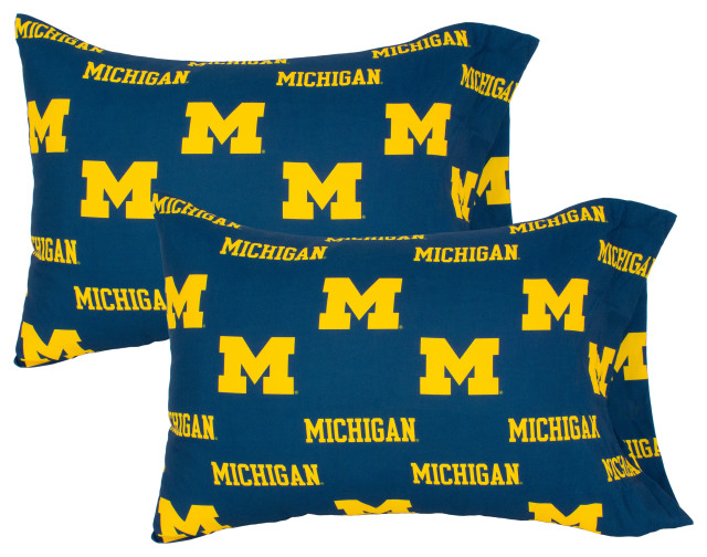 Michigan Wolverines Pillowcase Pair, Solid, Includes 2 Standard Pillowcases, King
