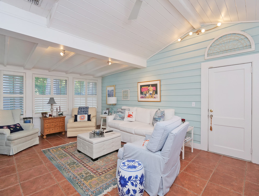 Navy and White Beach Cottage circa 1945 Beach Style Kitchen