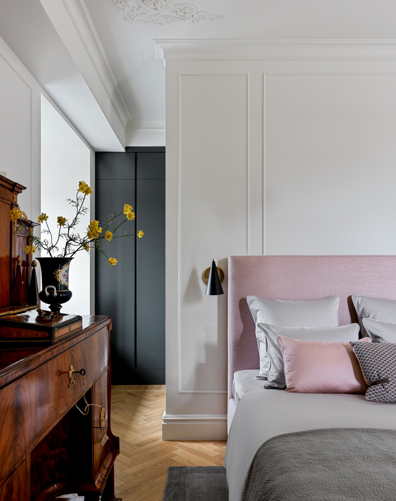 Apartment on Kotelnicheskaya