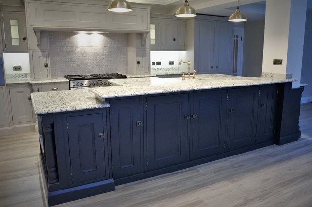 Bespoke Inframe Two Tone Kitchen Giffnock traditional-kitchen
