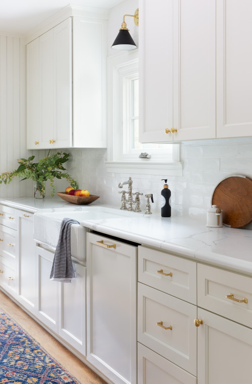 Hardware for White Cabinets Stylish Pulls & Knobs for Every Style -  Backsplash.com | Kitchen Backsplash Products & Ideas
