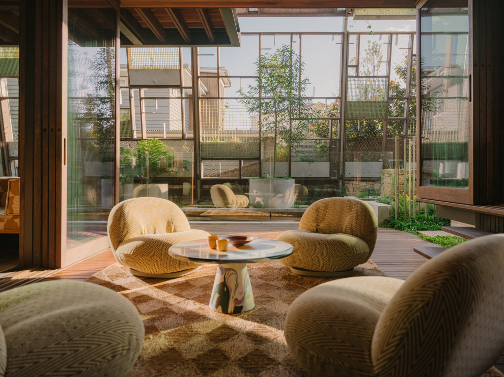 Contemporary living room in Sydney.