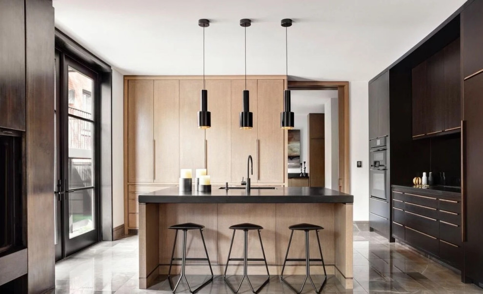 Kitchen - kitchen idea in Toronto
