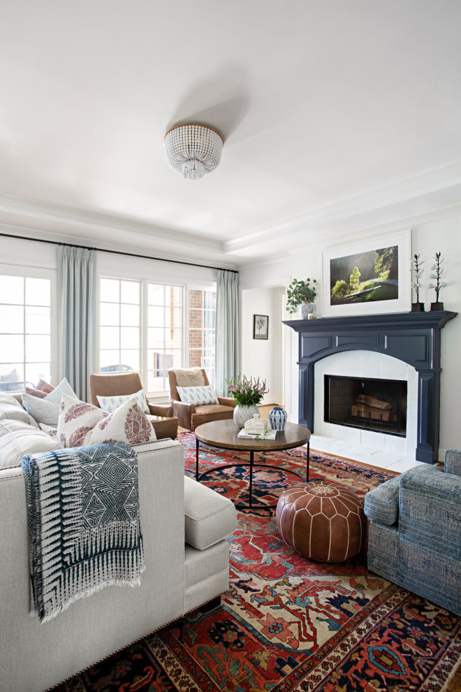 Family room - traditional family room idea in Nashville