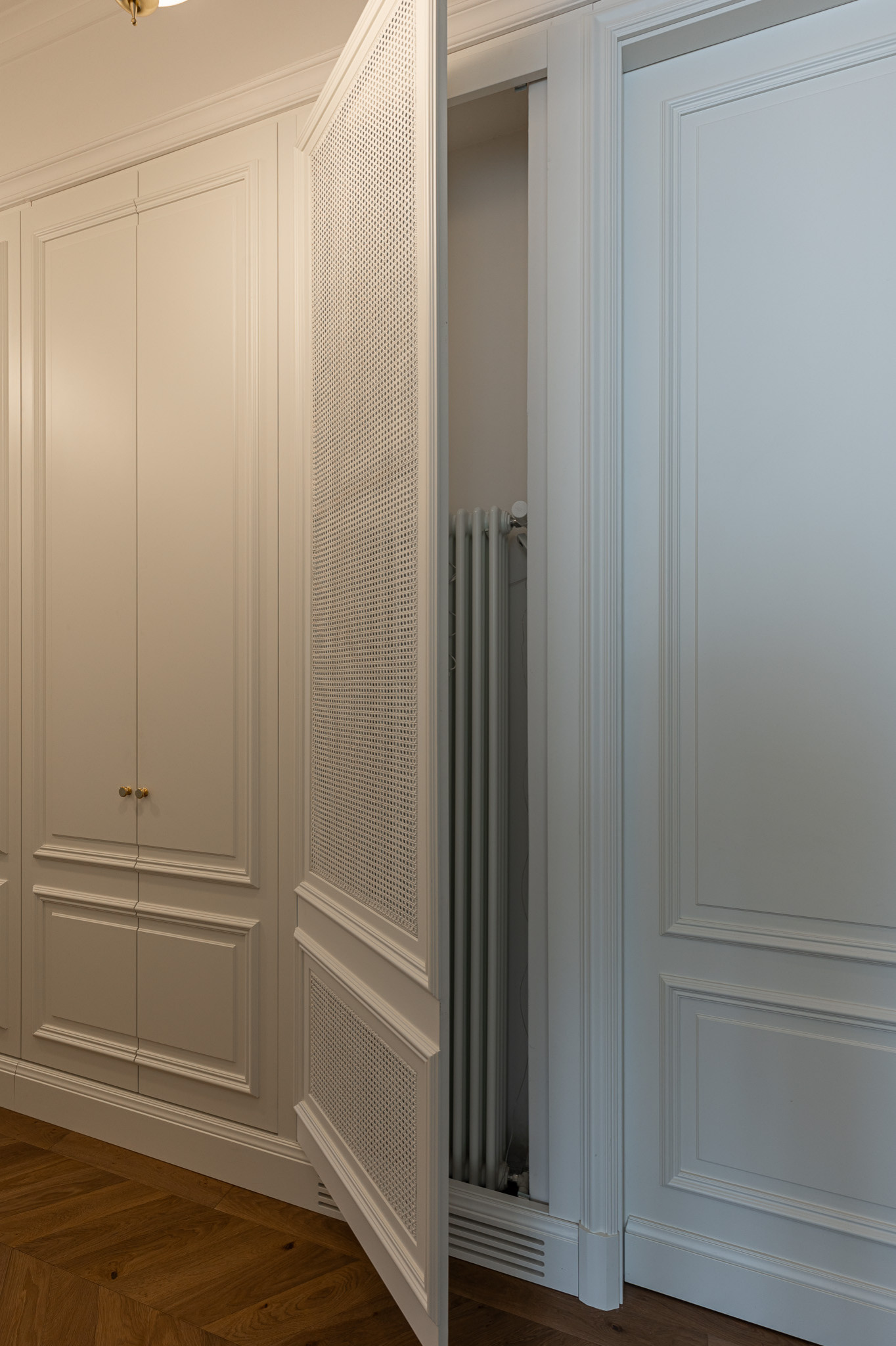 Disimpegno, dettaglio boiserie