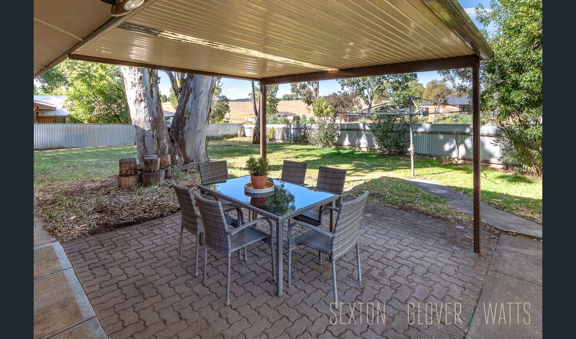 68 Caledonia Ave, Woodside SA