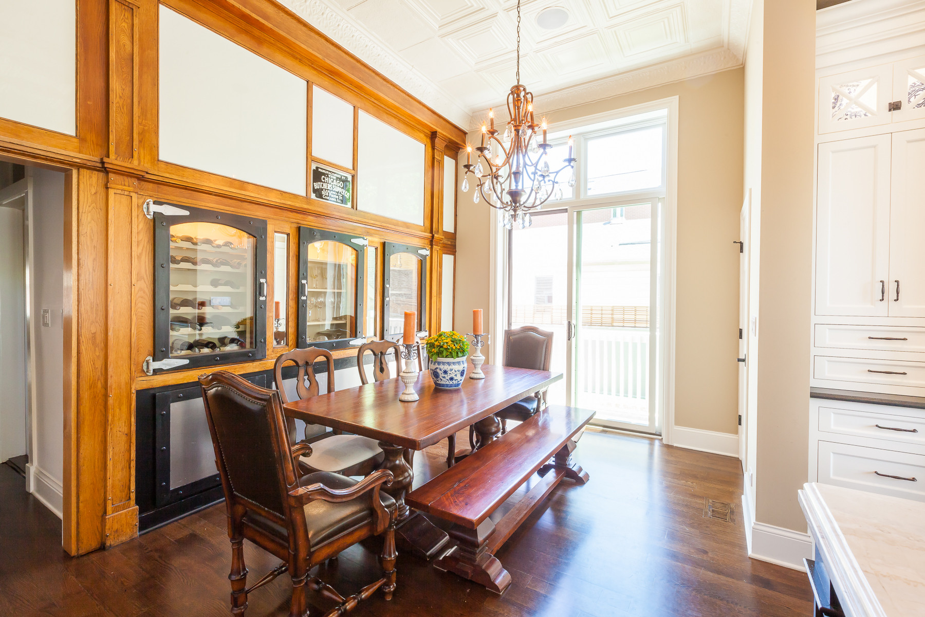 Stylish in the City - Traditional Urban Home