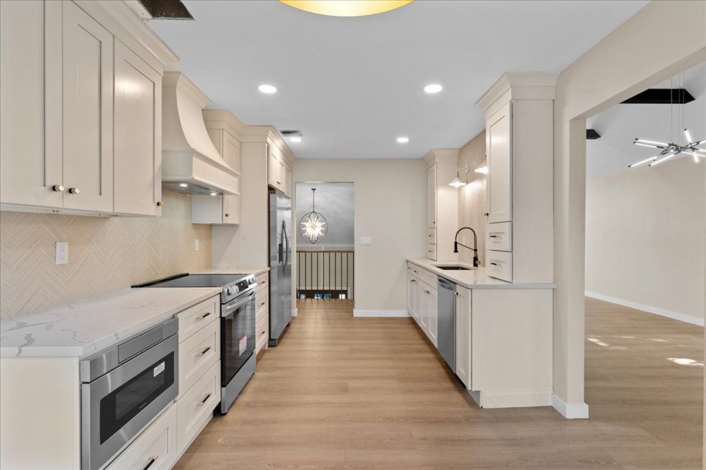 Kitchen - kitchen idea in New York
