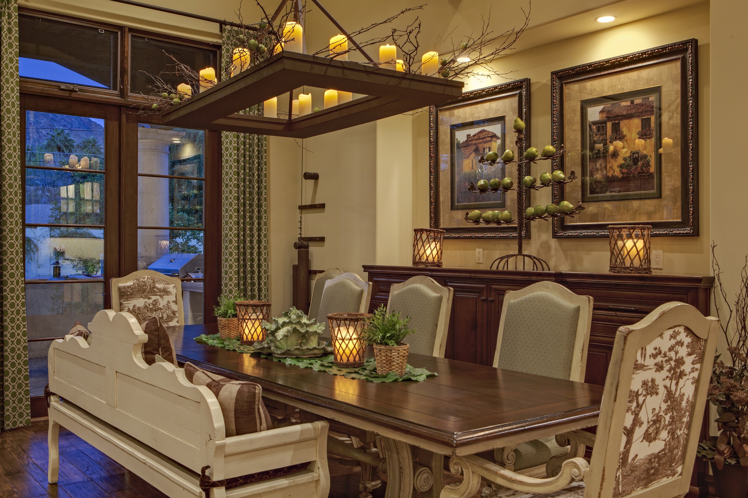 75 French Country Dining Room Ideas You'll Love - December, 2025 | Houzz, image size:2560x1704
