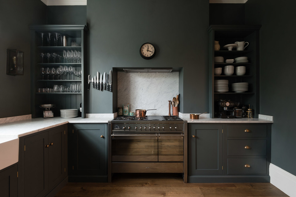 This is an example of a transitional kitchen in London.