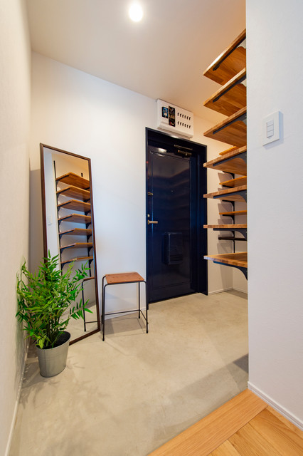 002 industrial-entry