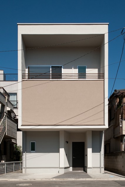 2.5層の家 moderno-facciata