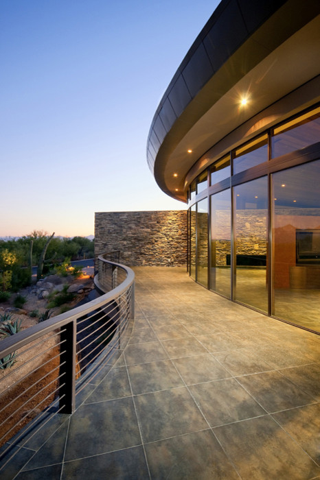 This is an example of a contemporary patio in Phoenix.