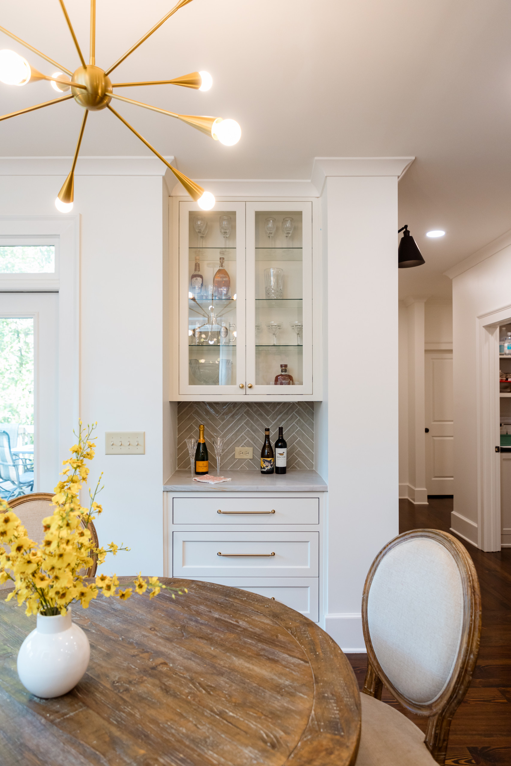 KENNESAW Modern Farmhouse