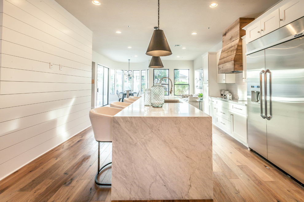 Kitchen - kitchen idea in Phoenix
