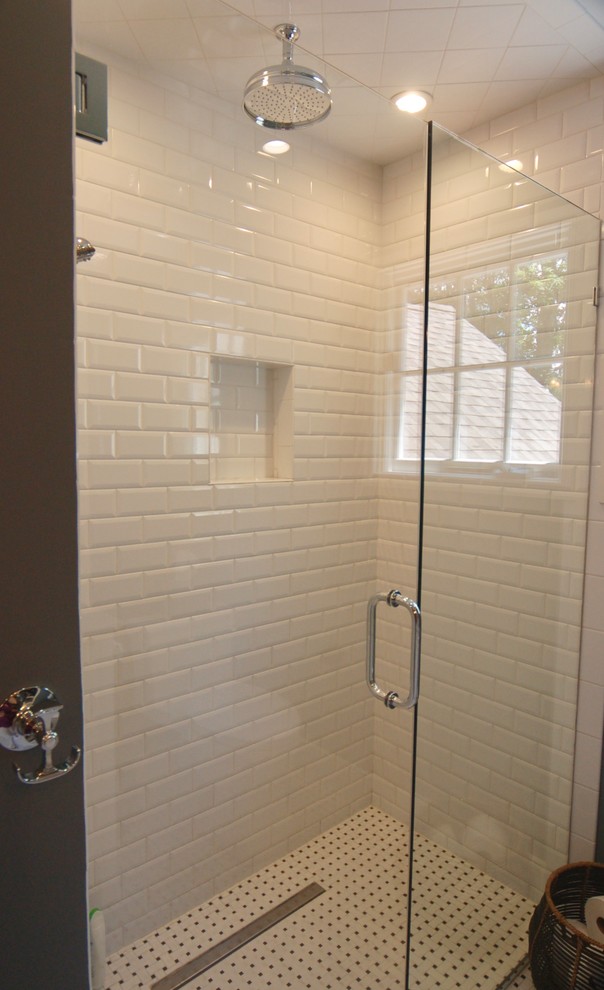 Mid-sized elegant kids' black and white tile and ceramic tile ceramic tile walk-in shower photo in New York with beaded inset cabinets, white cabinets, a one-piece toilet, gray walls, an undermount sink and marble countertops