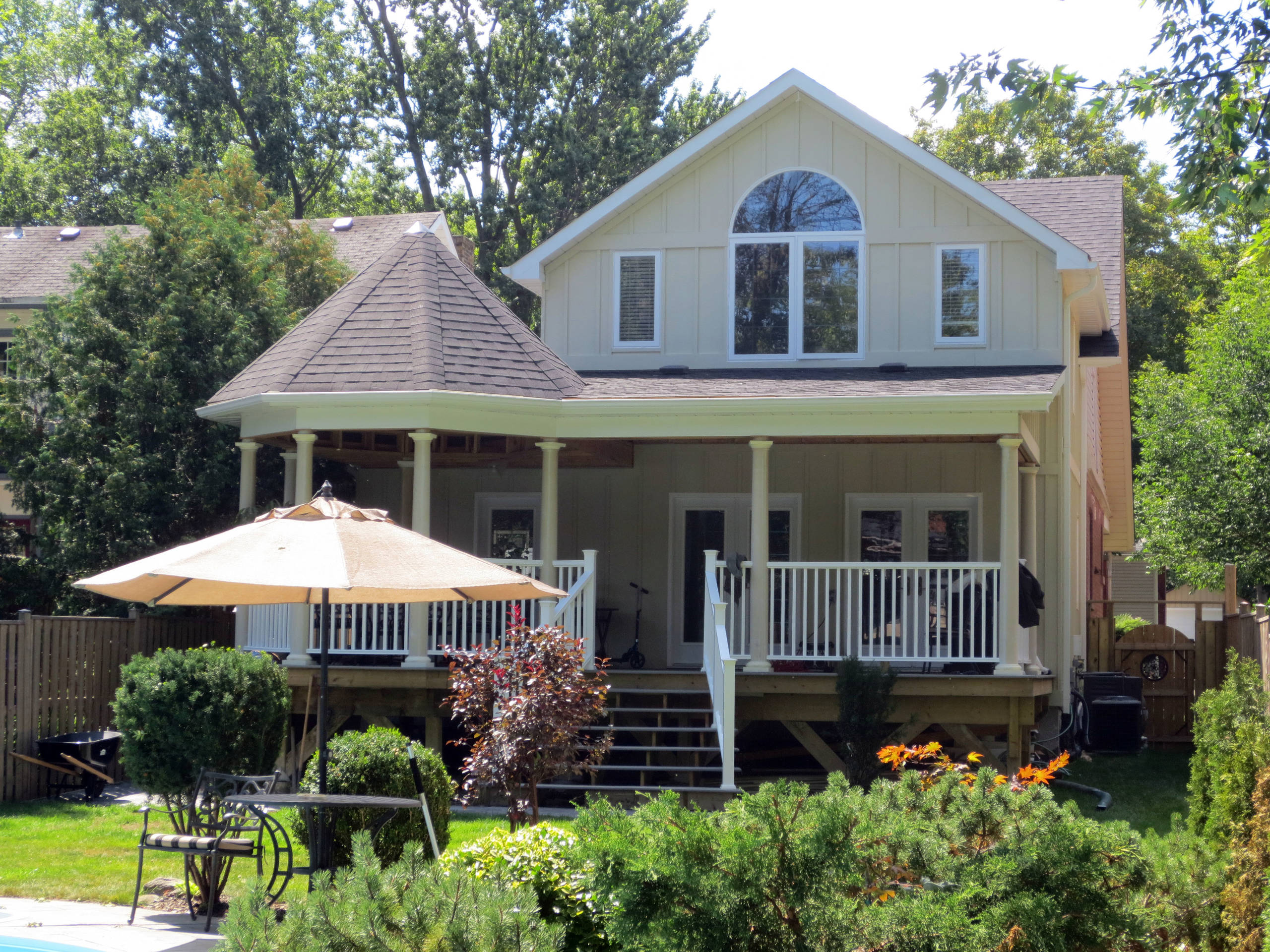 Mill, Brampton - Addition, porch and Gazebo on heritage home