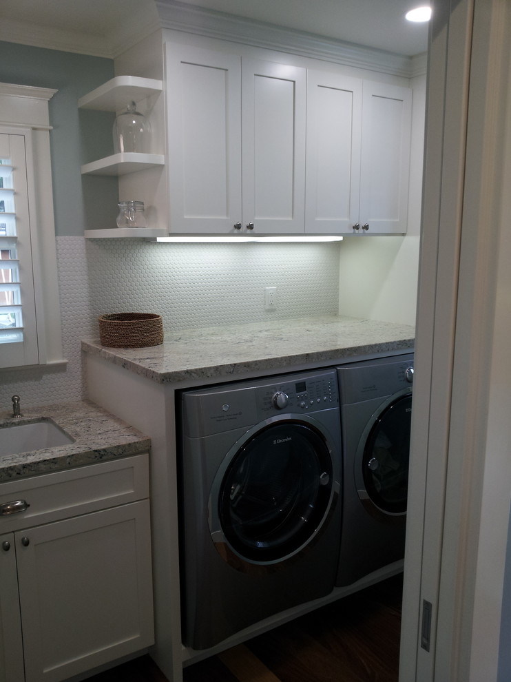 Photo of an arts and crafts laundry room in San Francisco.