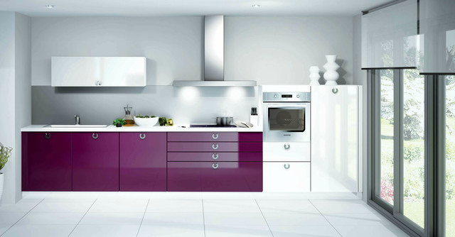 Modern small Kitchen by Schmidt Barnet modern-koek