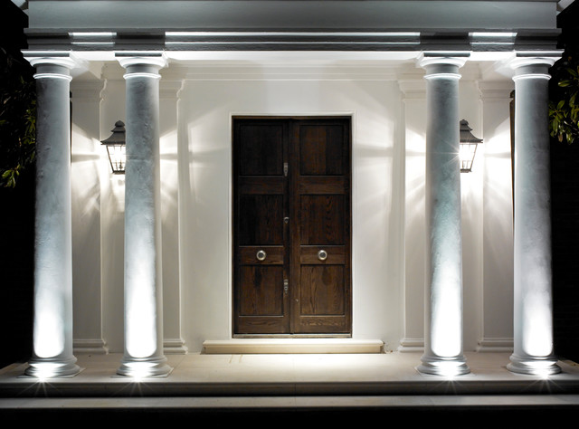 Upper Lodge contemporary-entre
