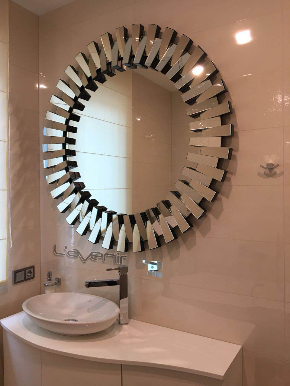 Зеркала с подсветкой 2018