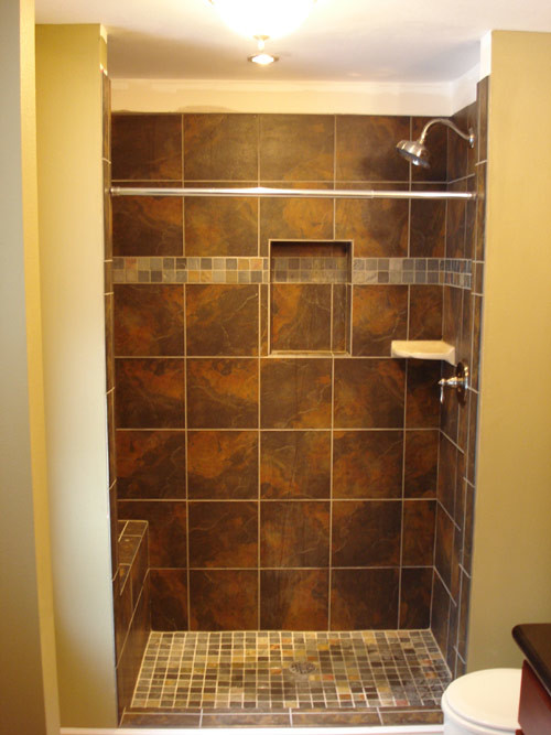 BATHROOM REMOLDING