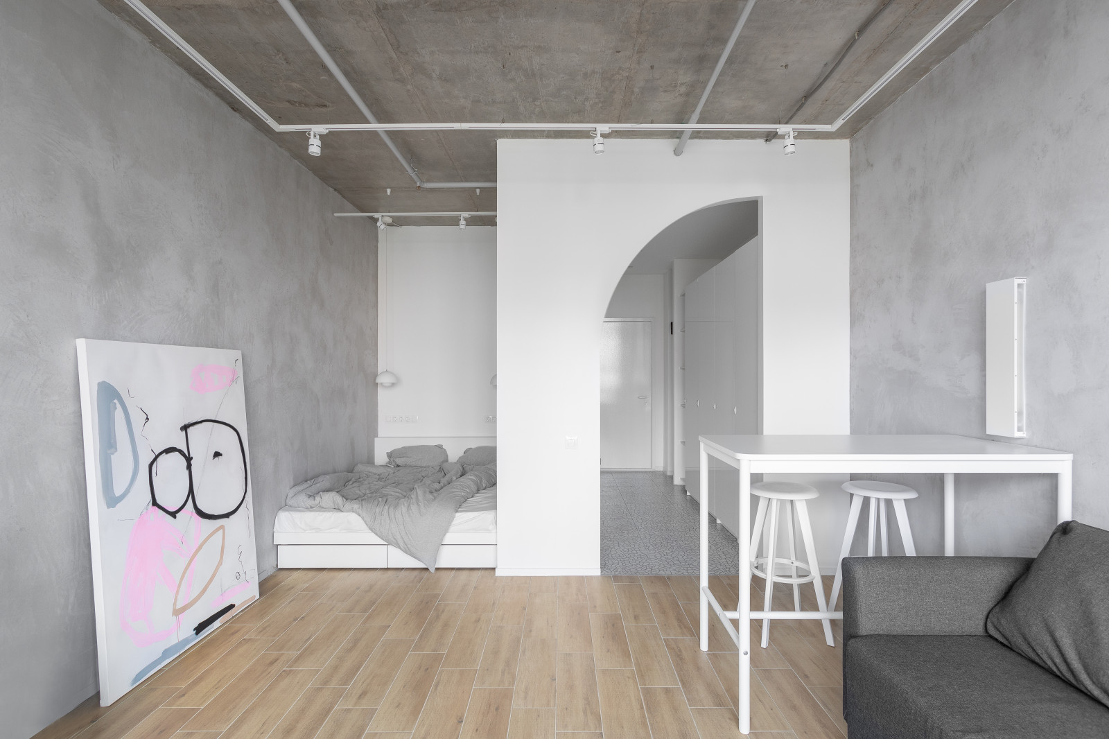 Квартира с полуаркой