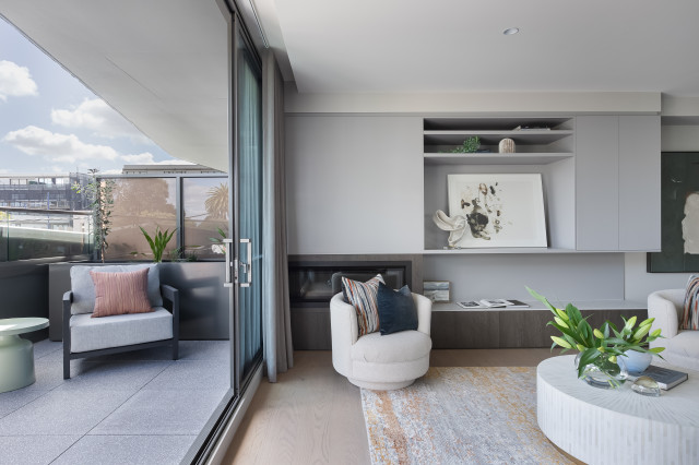 Valia contemporary