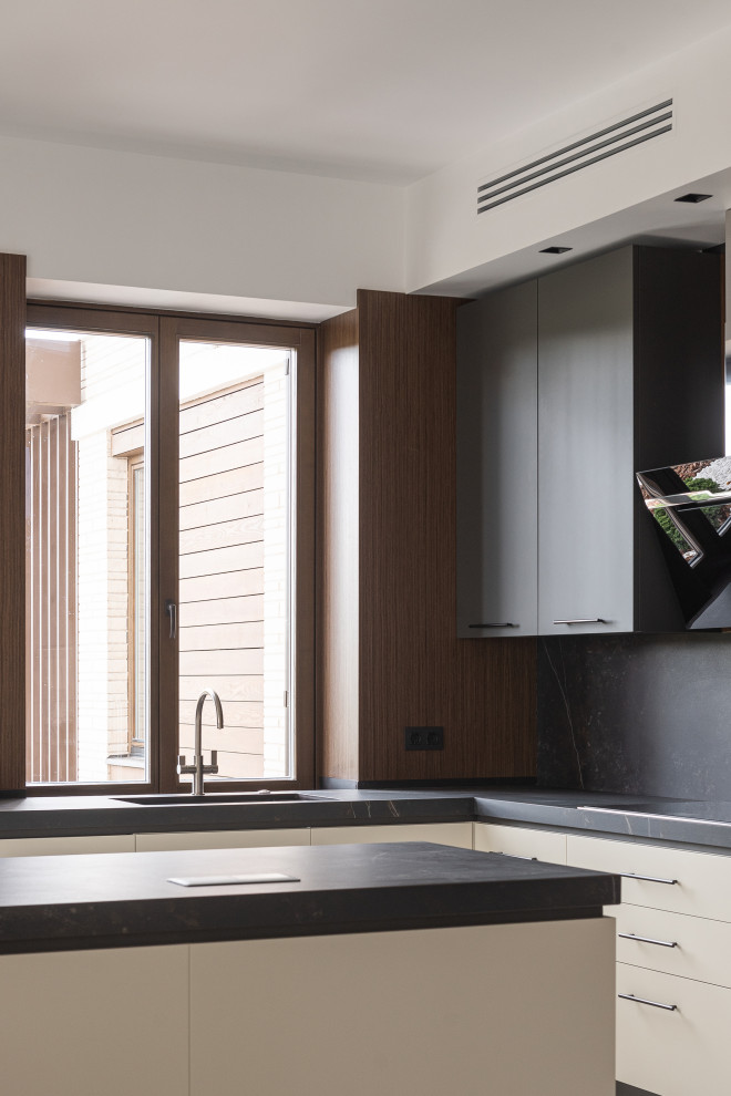 Жилой дом в Ренессанс Парк