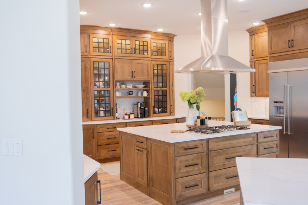 Kitchen Cabinetry and Central Island