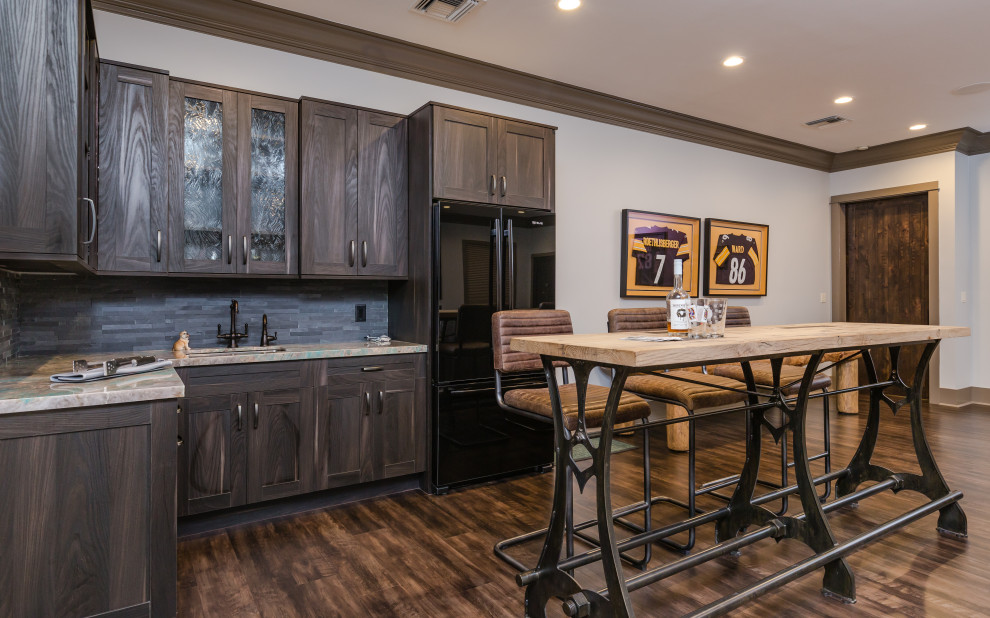Home bar - rustic home bar idea
