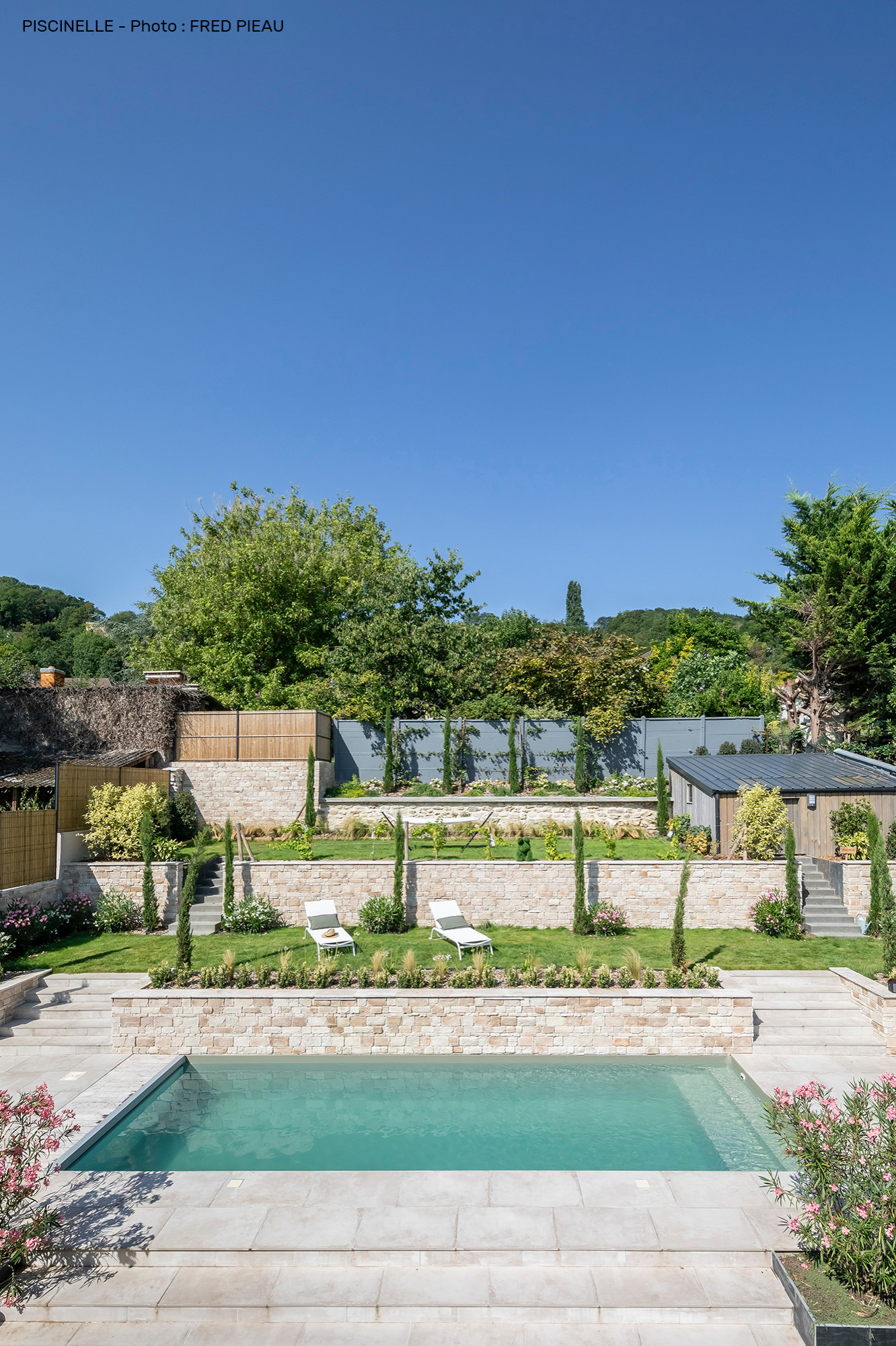 Jardin en pente d'ambiance méditerranéenne