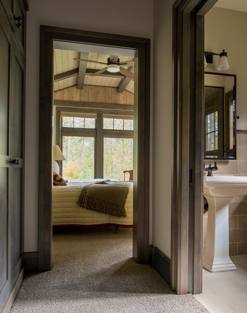 Northwoods Guest House rustic-bedroom