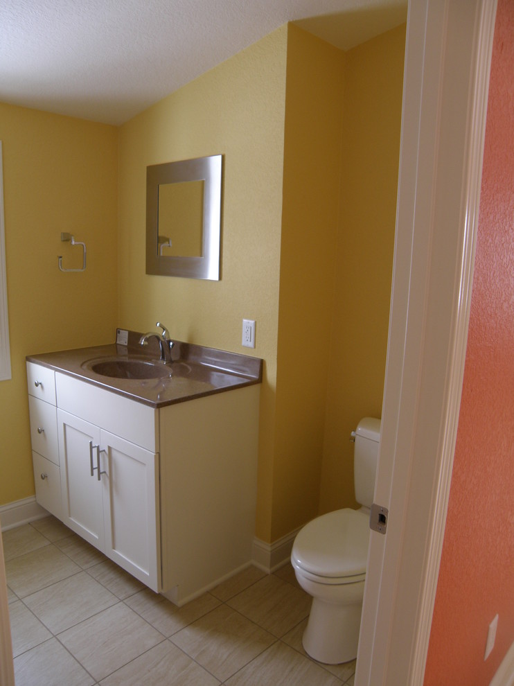 Inspiration for a transitional basement remodel in Cedar Rapids