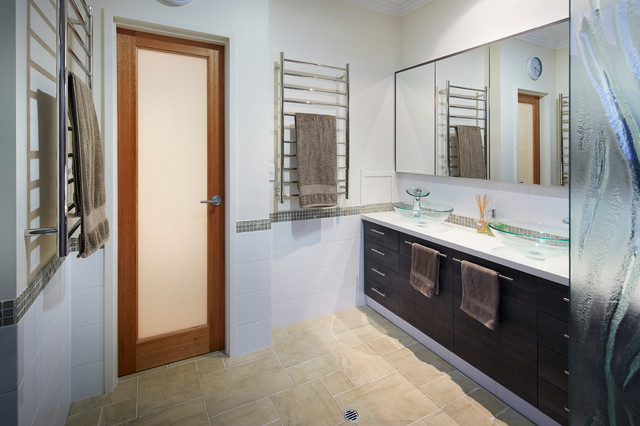 Mount Hawtorn modern-badezimmer
